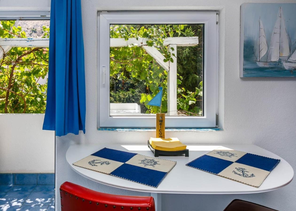 Apartments Villa Anna Baška Esterno foto