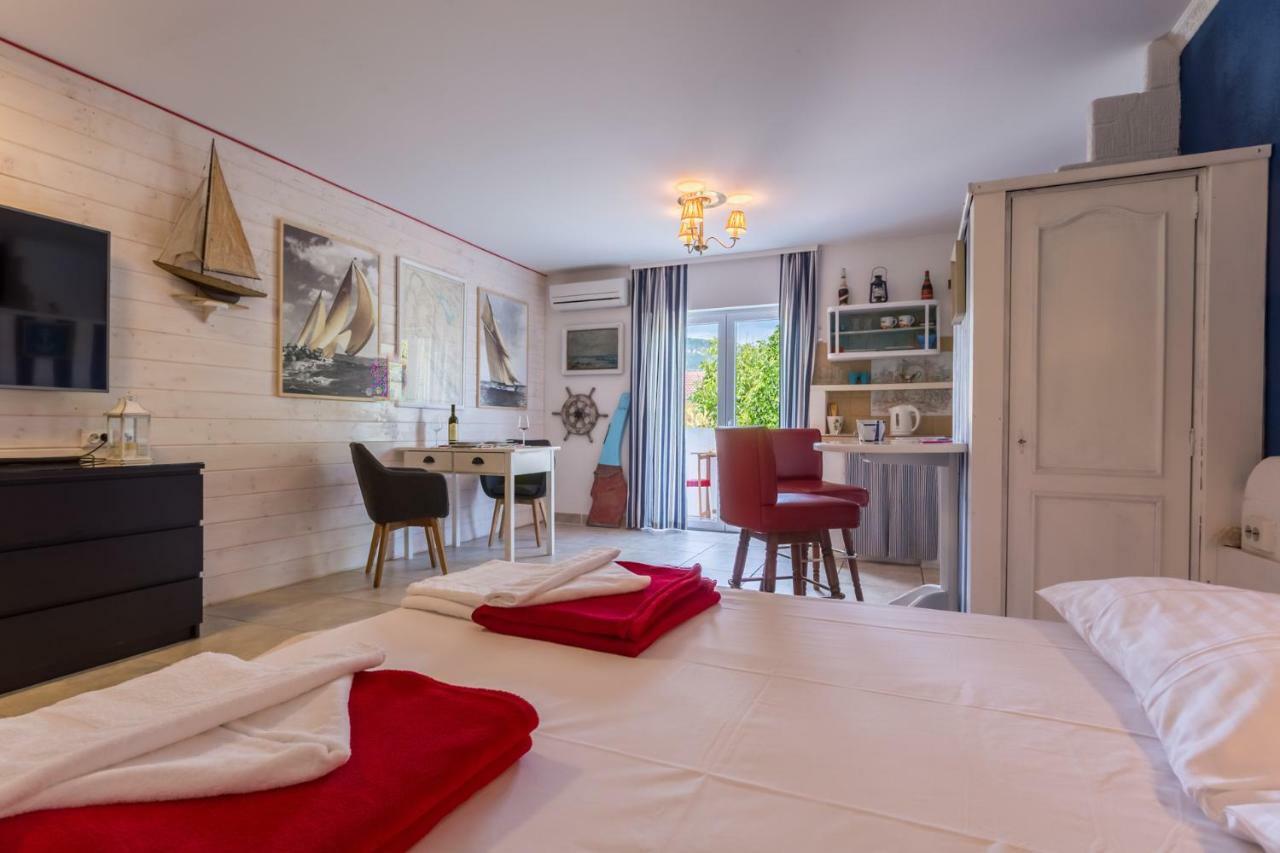 Apartments Villa Anna Baška Esterno foto